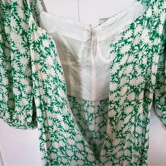 Revolve Capulet Jumpsuit Size Small Manzanita Floral Apple Green Square Neck - Picture 11 of 12